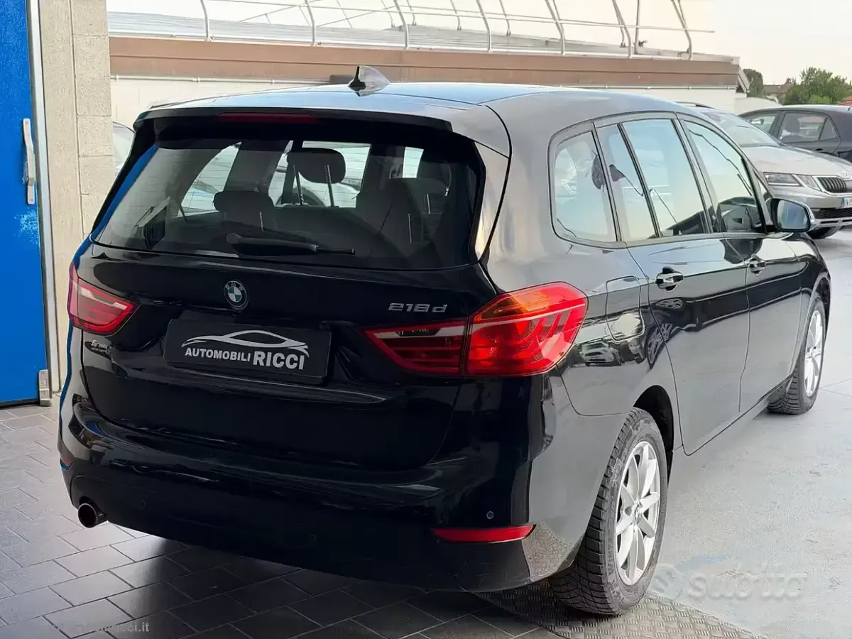 Usata BMW 218 Gran Tourer 150 CV (110 kW) 2015 Nero Monovolume