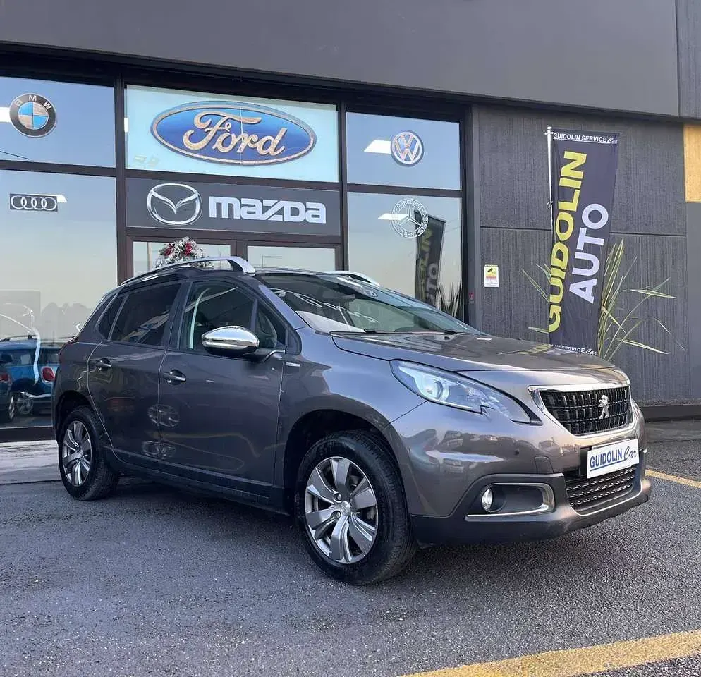 Usata Peugeot 2008 Style 82 CV (60 kW) 2018 Grigio SUV
