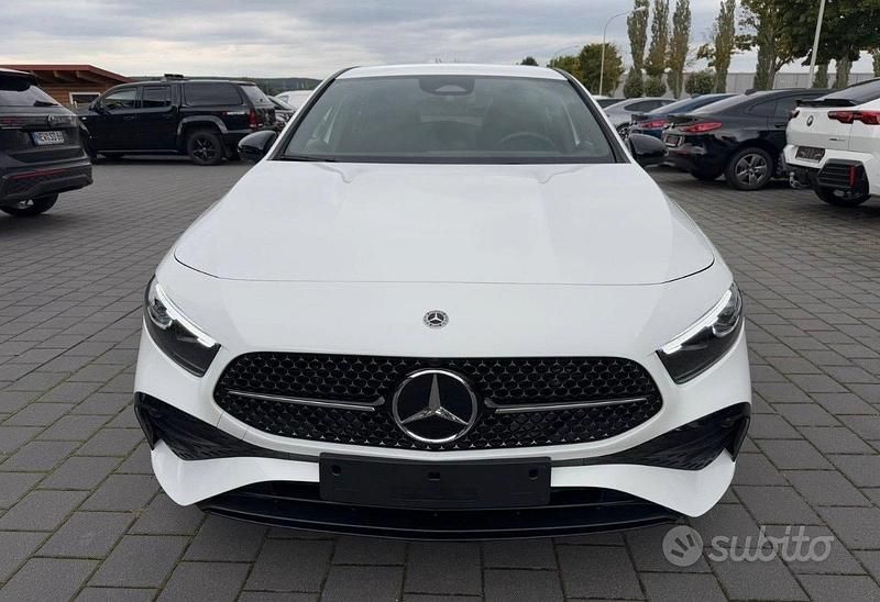 Usata Mercedes A180 AMG line 116 CV (85 kW) 2025 Bianco Berlina