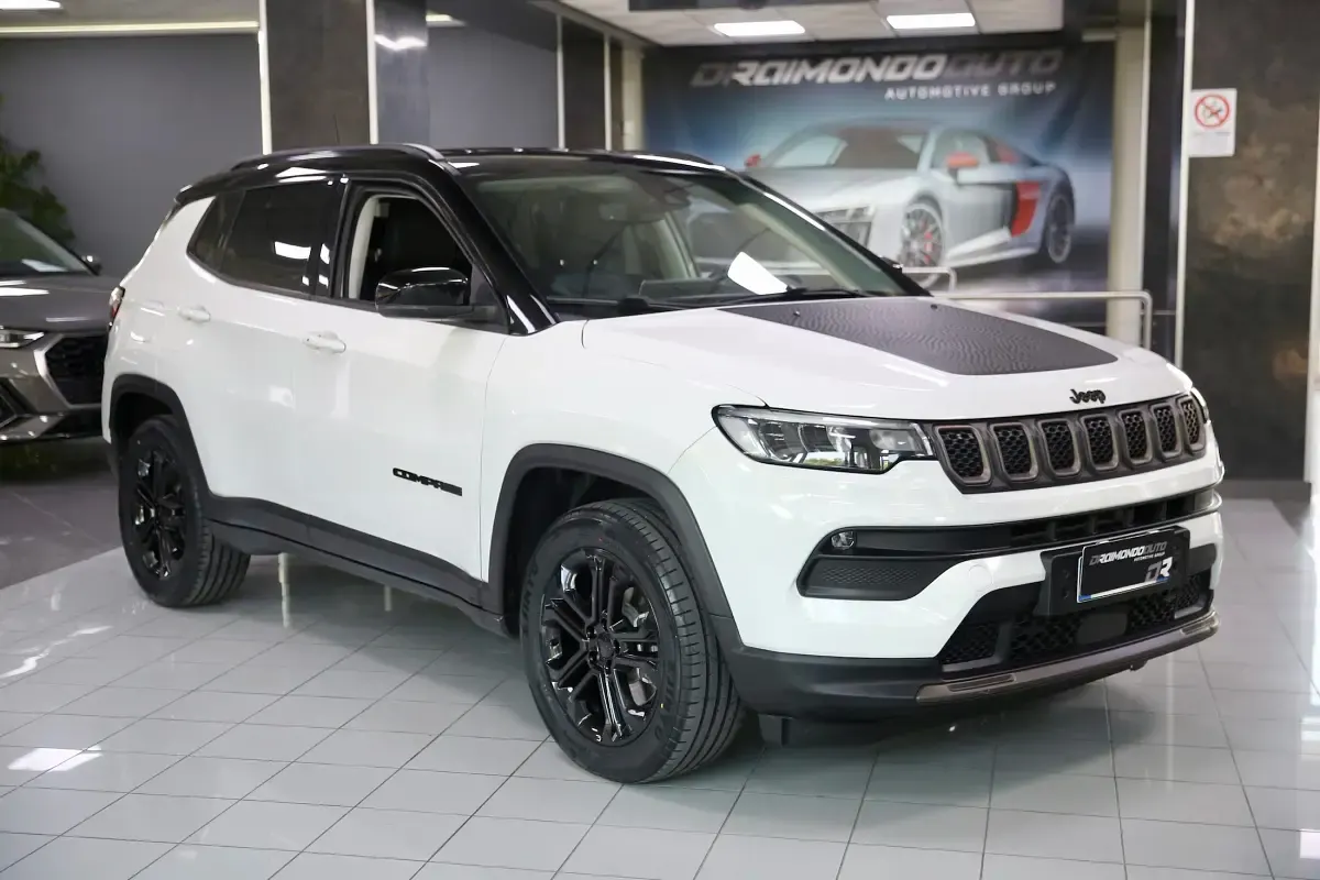 Usata Jeep Compass 180 CV (132 kW) 2023 Bianco SUV