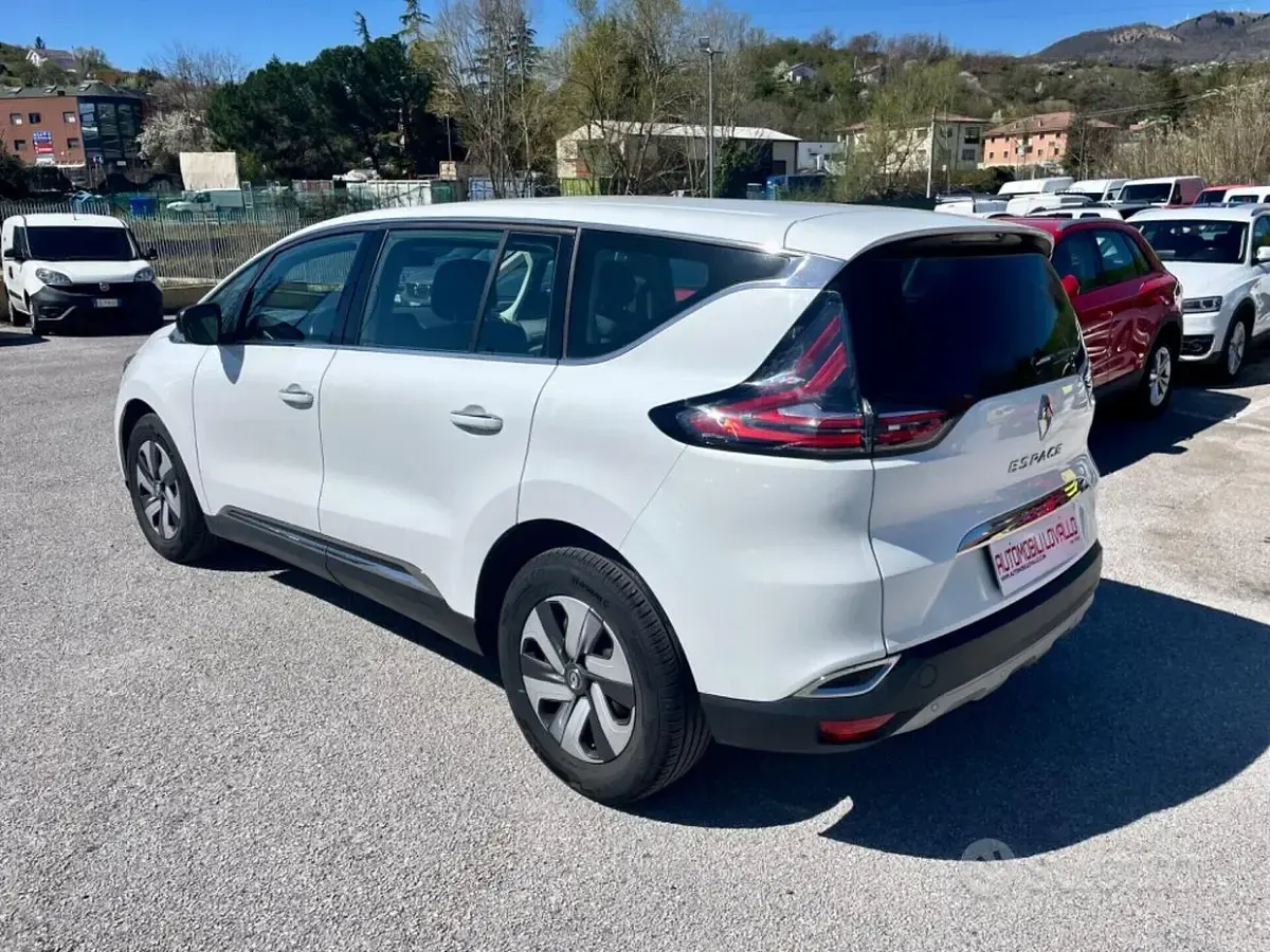 Usata Renault Espace 131 CV (96 kW) 2018 Bianco Monovolume
