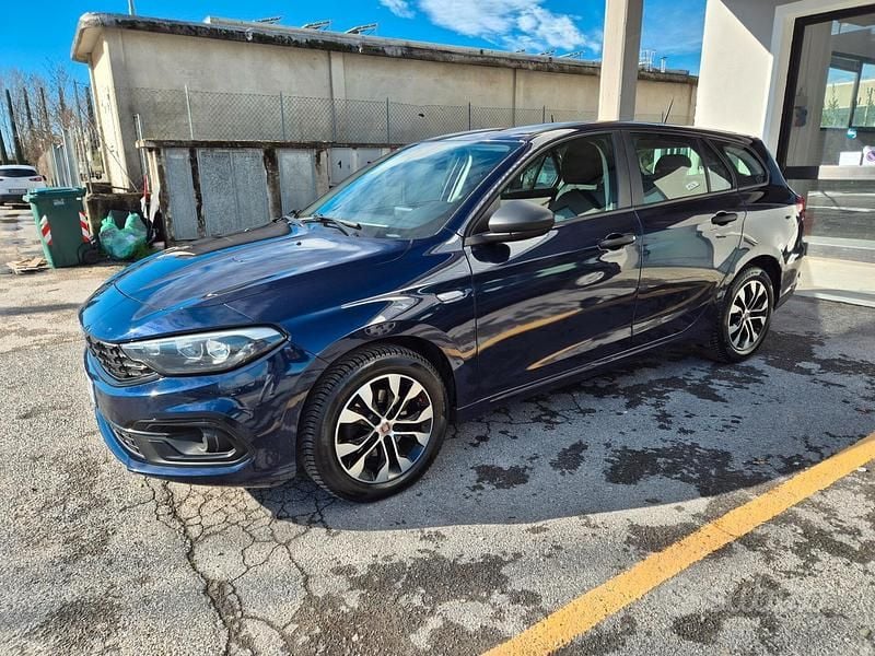 Usata Fiat Tipo Life 131 CV (96 kW) 2021 Blu Station wagon