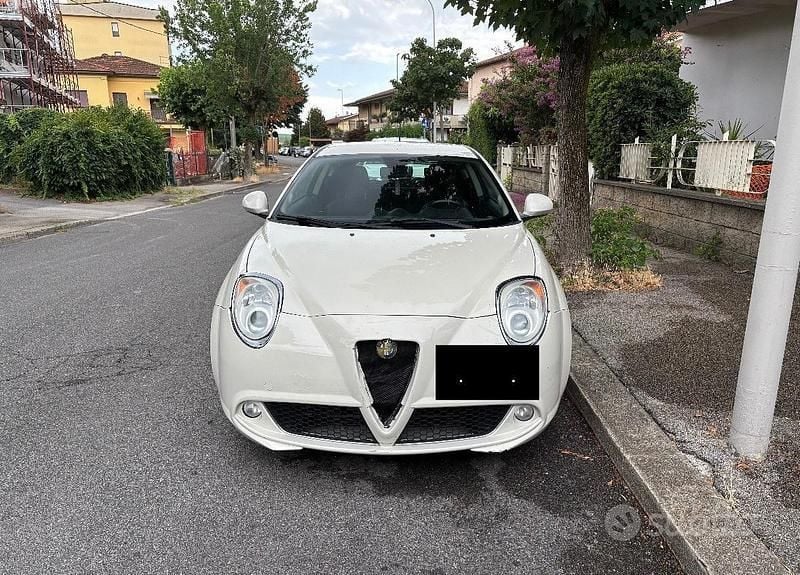 Usata Alfa Romeo MiTo 105 CV (77 kW) 2011 Bianco Utilitaria