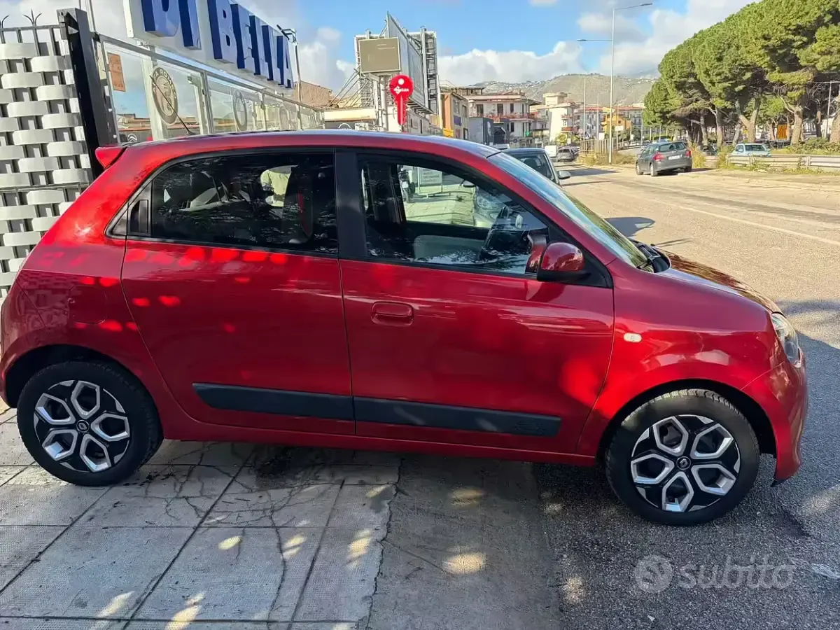 Usata Renault Twingo 70 CV (51 kW) 2018 Nero Utilitaria