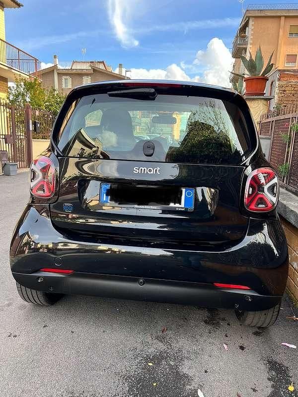 Nero Usata 2021 Smart ForTwo Coupé Prime Utilitaria | 12.000 € (Buon prezzo) - Immagine 1/4