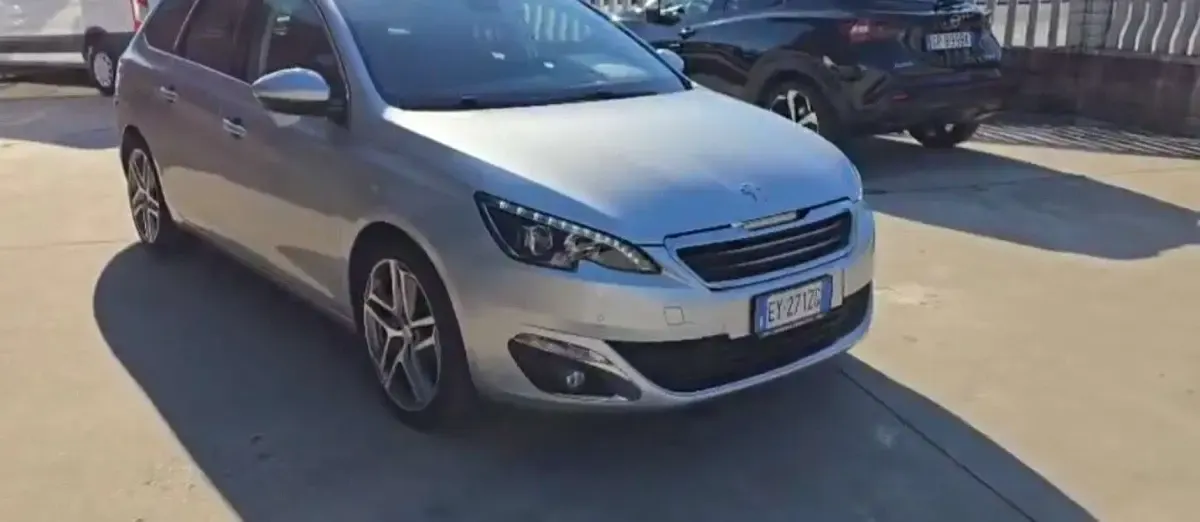 Usata Peugeot 308 SW Business-Line 120 CV (88 kW) 2015 Station wagon
