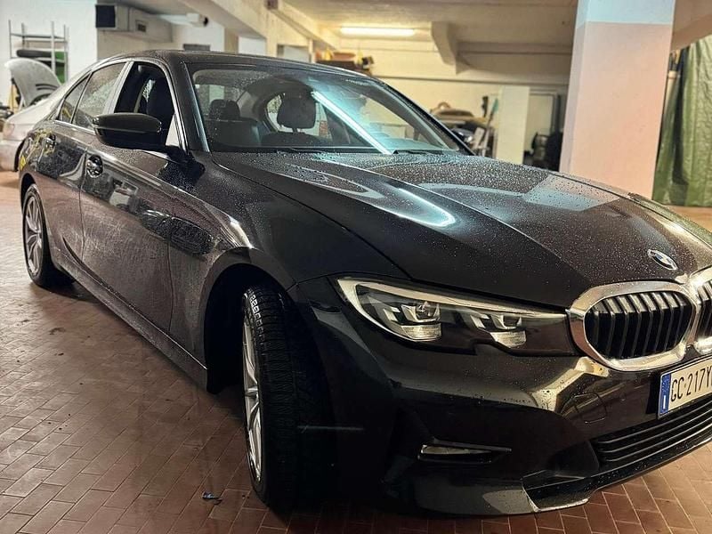 Usata BMW 320 190 CV (139 kW) 2020 Nero Berlina