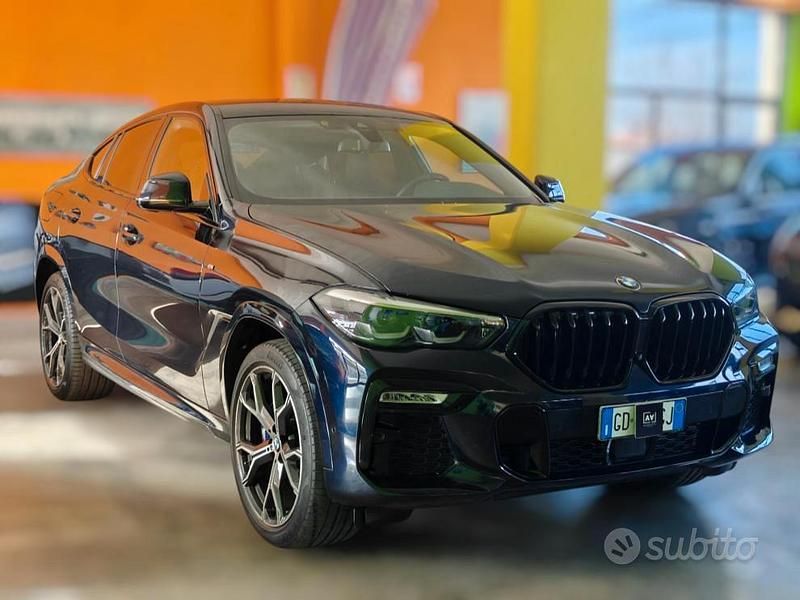 Usado BMW X6 M Sport 286 HP (210 kW) 2021 Preto SUV