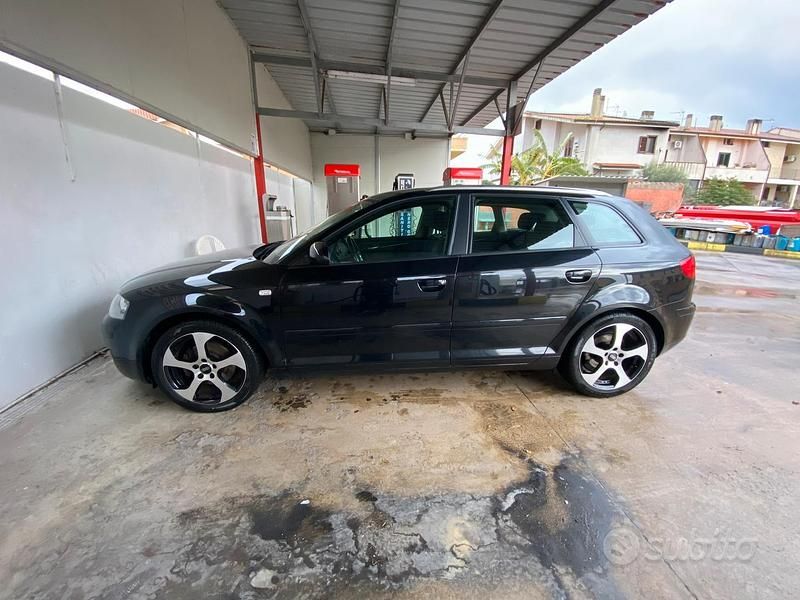 Usata Audi A3 Sportback Ambiente 140 CV (102 kW) 2009 Nero Utilitaria