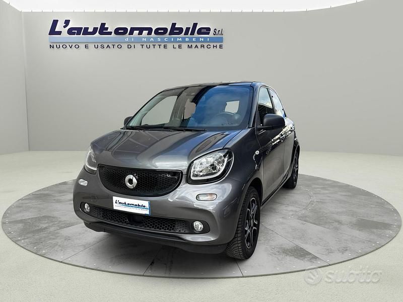 Usata Smart ForFour Passion 71 CV (52 kW) 2019 Grigio Utilitaria