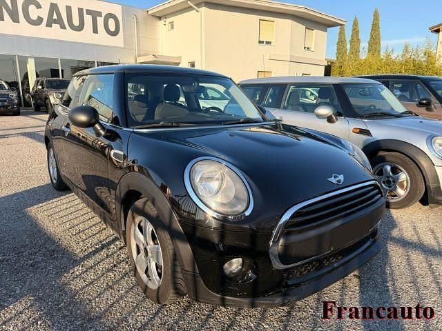 Usata Mini One D Hype 95 CV (69 kW) 2017 Nero Utilitaria