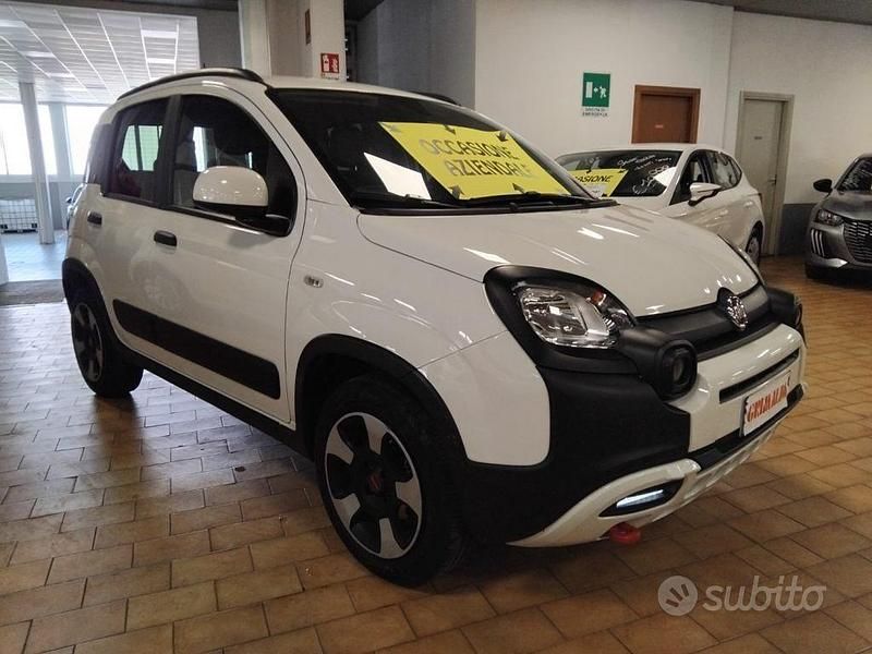 Usata Fiat Panda Cross Cross 69 CV (50 kW) 2024 Bianco gelato / pastello Utilitaria