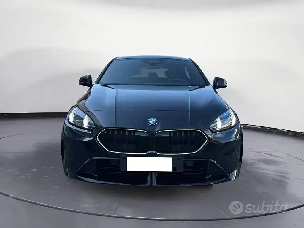 Usata BMW 118 M Sport 150 CV (110 kW) 2025 Nero Utilitaria