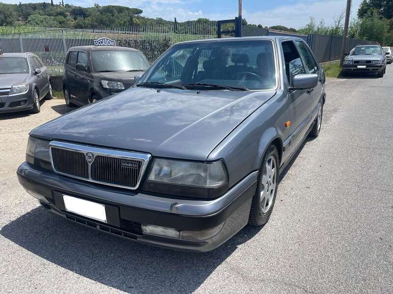 Usato 1992 Lancia Thema 2.0 Benzin 201 CV (9.900 €)