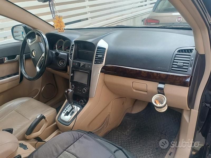 Usata Chevrolet Captiva 2008 Nero SUV