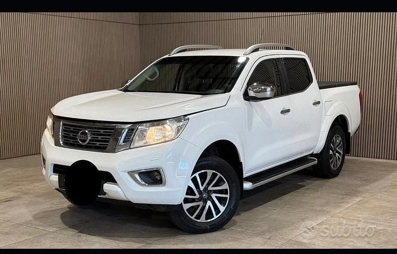 Usata Nissan Navara N-Connecta 190 CV (139 kW) 2017 Bianco Pick-up