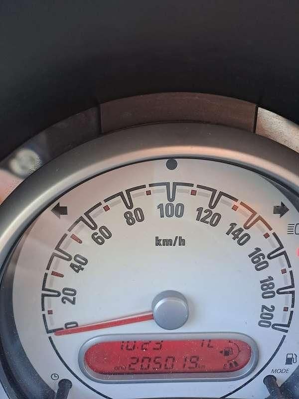 Usata Opel Agila Enjoy 65 CV (47 kW) 2009 Utilitaria