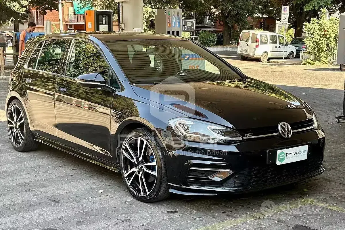 Usata VW Golf VII Sport 150 CV (110 kW) 2019 Nero Utilitaria