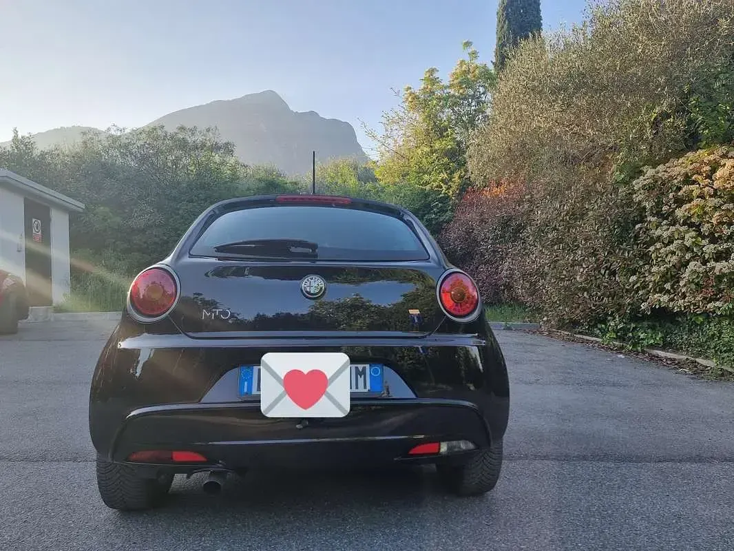 Usata Alfa Romeo MiTo Impression 69 CV (50 kW) 2014 Nero Utilitaria