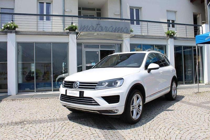Bianco Usata 2017 VW Touareg Sport SUV | 27.600 € (Molto cara) - Immagine 1/4