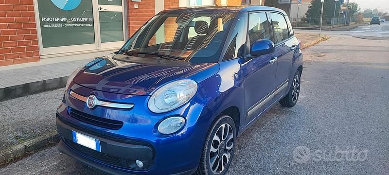 Usata 2017 Fiat 500L Monovolume | 8500 € (Ottimo prezzo) - Immagine 1/4