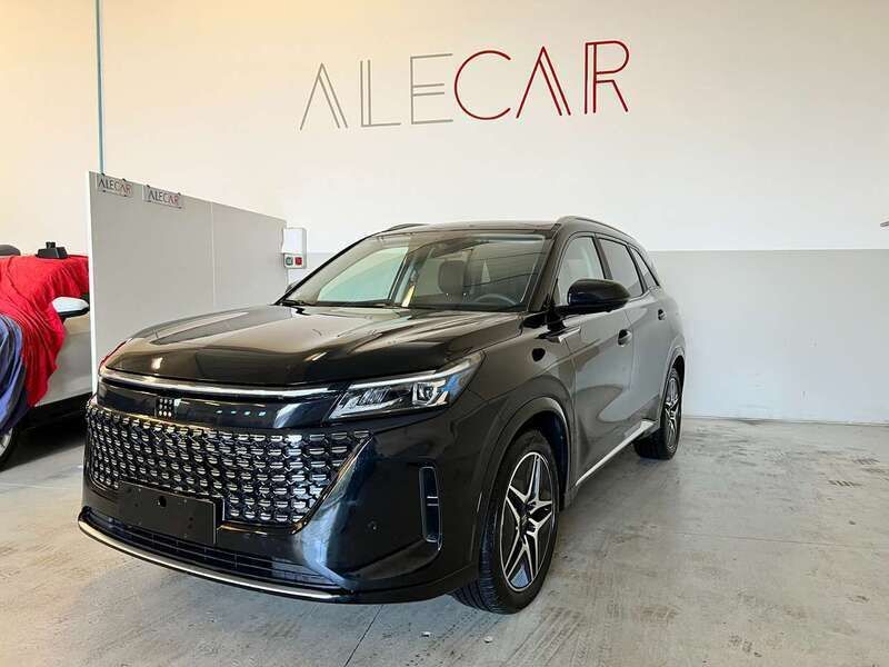 Nero Usata 2024 DFSK E5 SUV | 33.376 € - Immagine 1/4