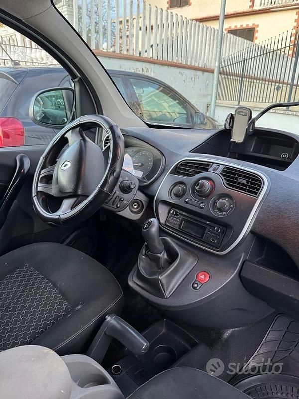 Usata Renault Kangoo 57 CV (41 kW) 2014 Bianco Monovolume
