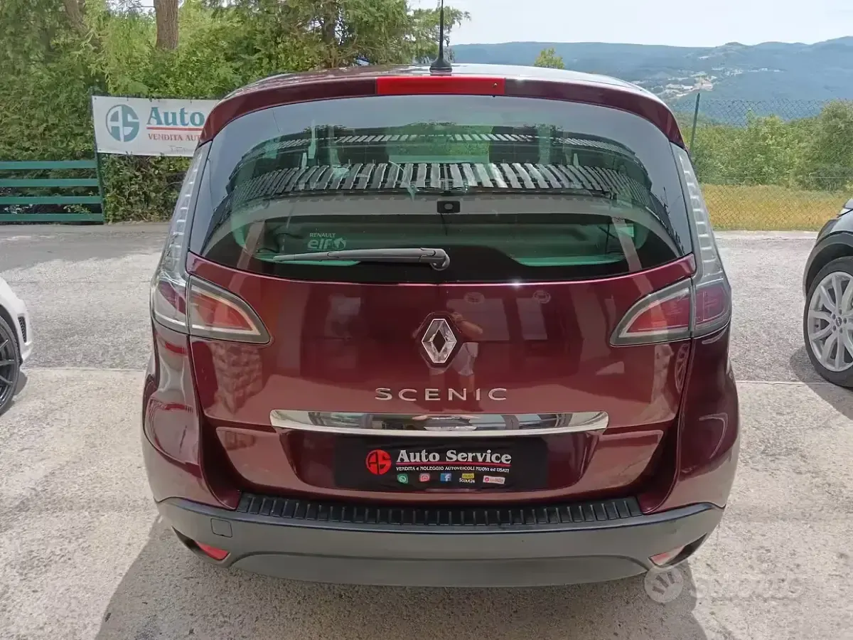 Usata Renault Scénic 110 CV (80 kW) 2014 Monovolume