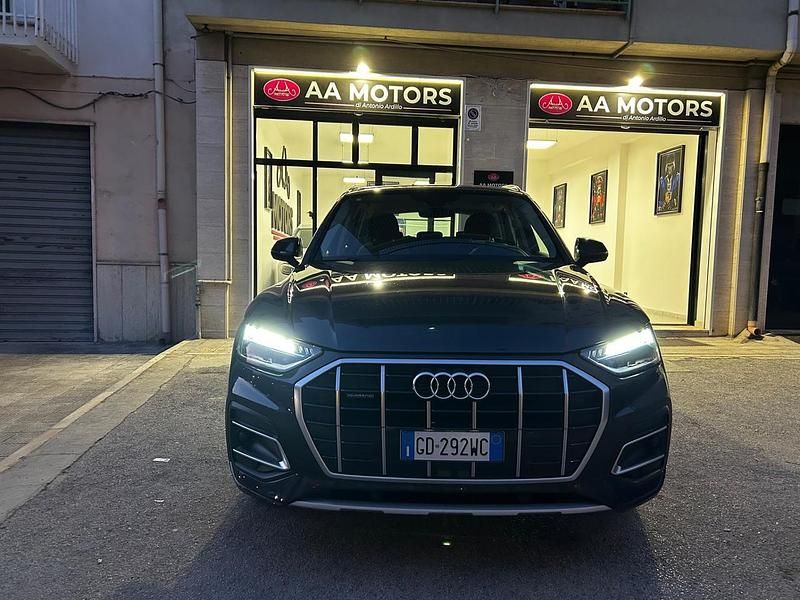 Usata Audi Q5 Advanced Plus 203 CV (149 kW) 2021 Grigio SUV