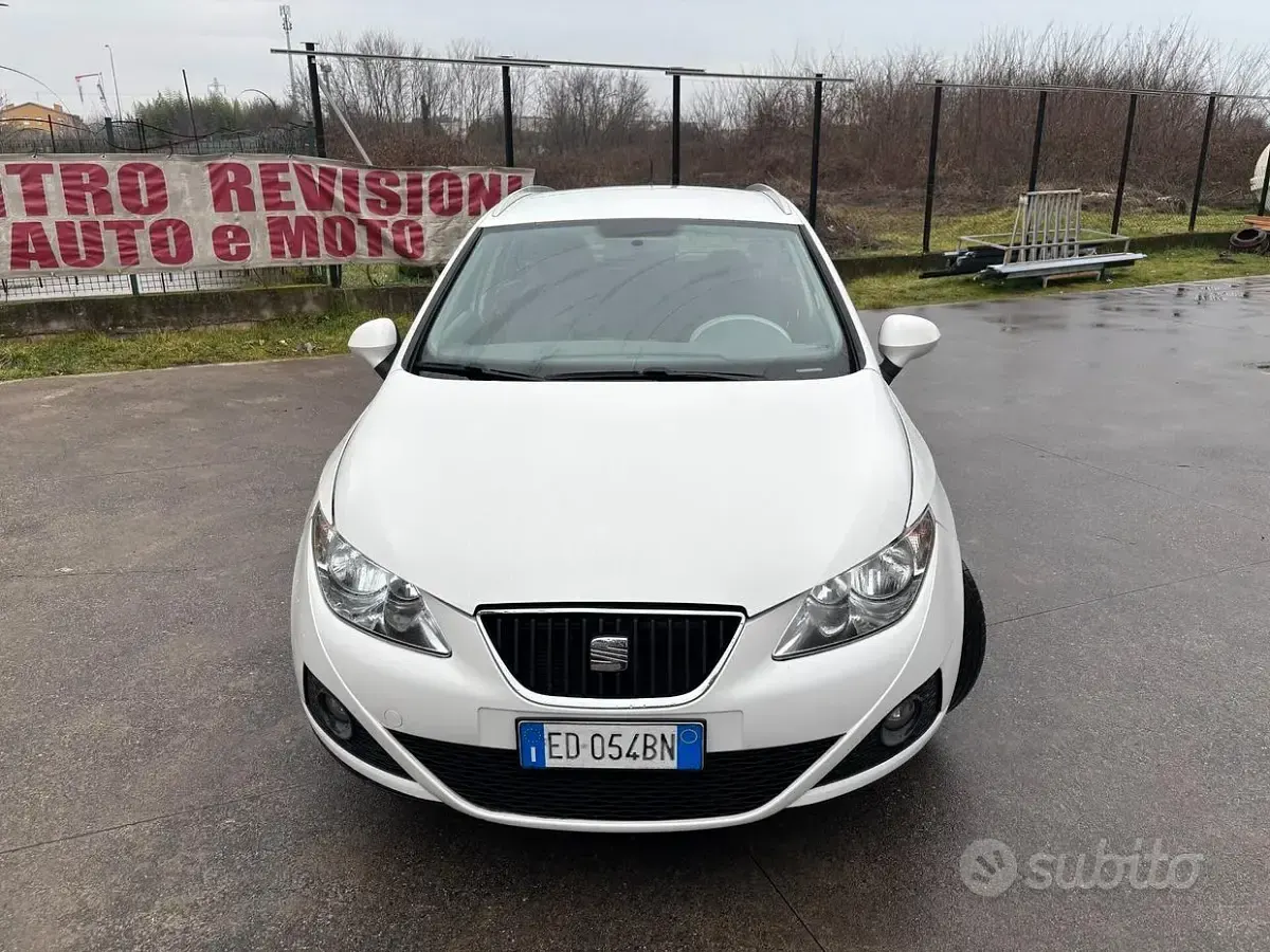 Usata Seat Ibiza ST Reference 75 CV (55 kW) 2010 Bianco Station wagon