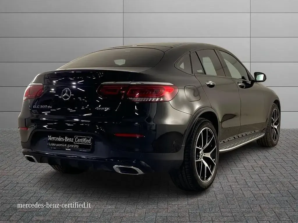 Usata Mercedes GLC300e Edition 305 CV (224 kW) 2023 Nero SUV