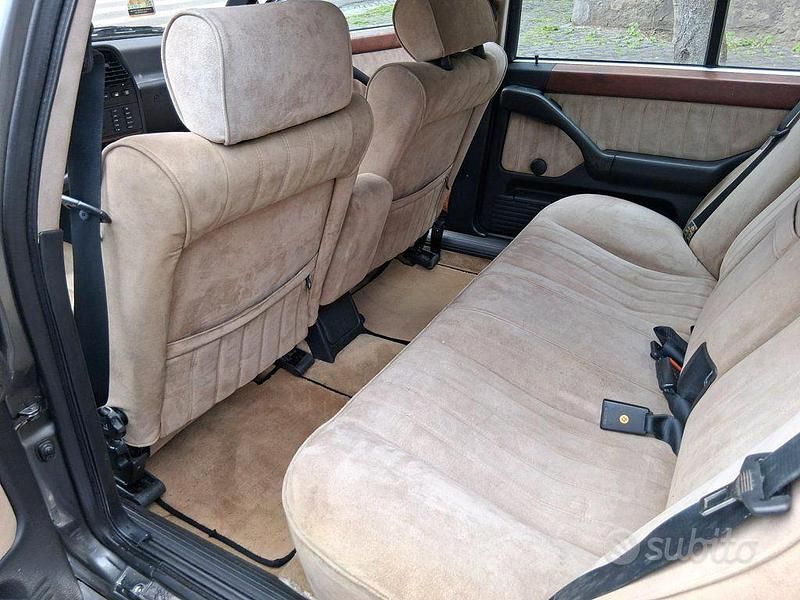Käytetty Lancia Thema 185 HP (136 kW) 1989 Harmaa Sedan