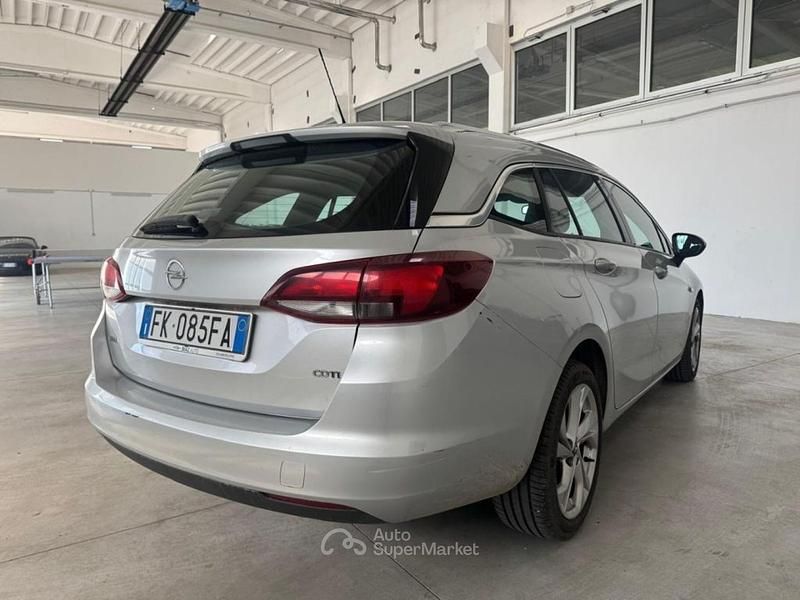 Usata Opel Astra 110 CV (80 kW) 2017 Gray Station wagon