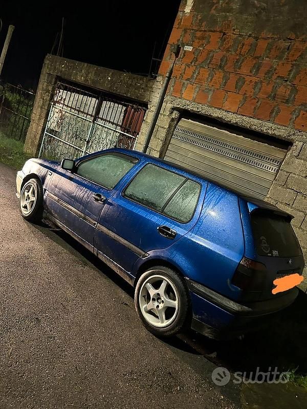 Usata VW Golf III 200 CV (147 kW) 1991 Blu Utilitaria
