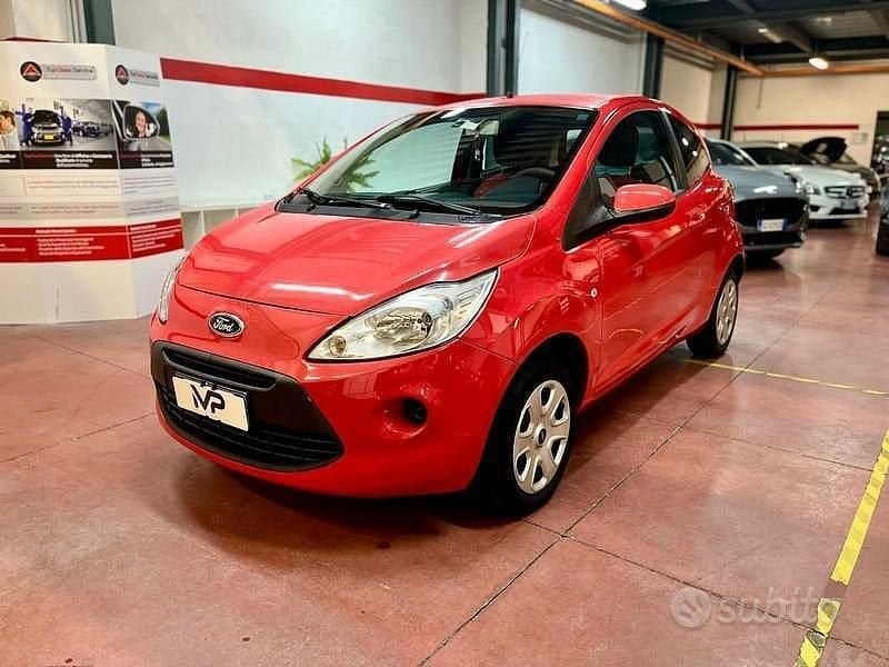 Usata Ford Ka Plus 69 CV (50 kW) 2010 Rosso Utilitaria
