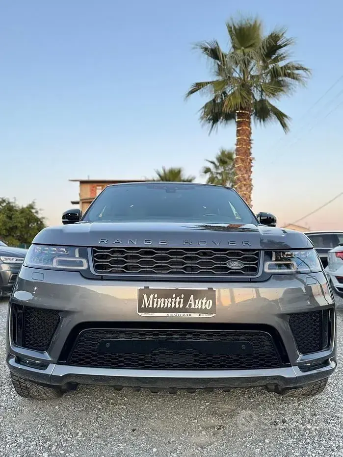 Usata Land Rover Range Rover Sport HSE Dynamic 249 CV (183 kW) 2018 Grigio SUV