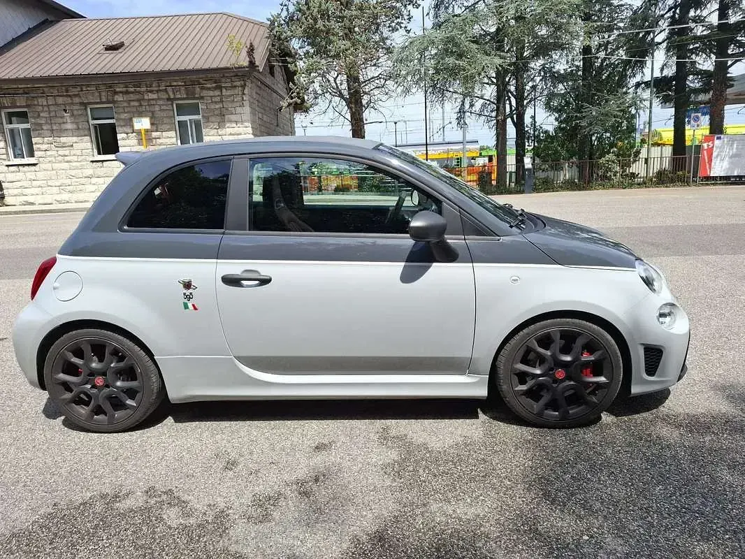Usata Abarth 595C Competizione 180 CV (132 kW) 2017 Grigio Cabrio