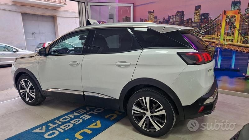 Usata Peugeot 3008 Active 131 CV (96 kW) 2021 Bianco Station wagon