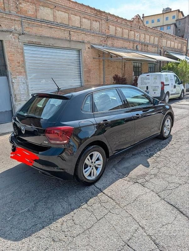 Usata VW Polo 60 CV (44 kW) 2020 Nero Utilitaria
