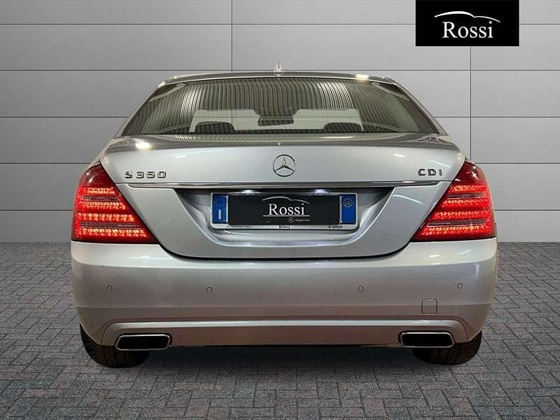 Usata Mercedes S350 Elegance 235 CV (172 kW) 2010 Grigio chiaro metallizzato Berlina
