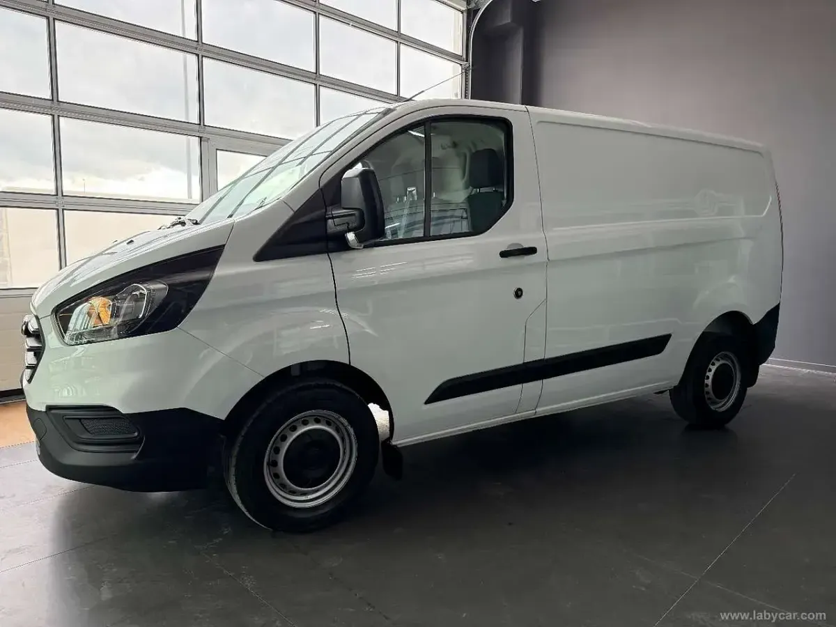 Usata Ford Transit Custom 107 CV (78 kW) 2021 Bianco Furgone