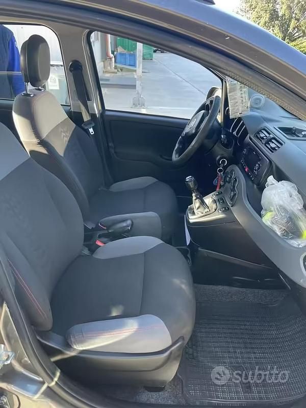 Usata Fiat Panda 4x4 95 CV (69 kW) 2017 Grigio Utilitaria