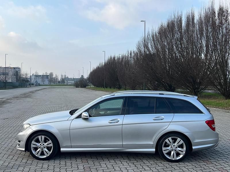 Usata Mercedes C220 Avantgarde 170 CV (125 kW) 2014 Argento Station wagon