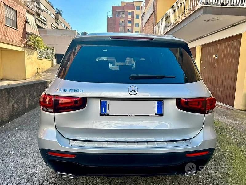 Usata Mercedes GLB180 2020 Grigio SUV