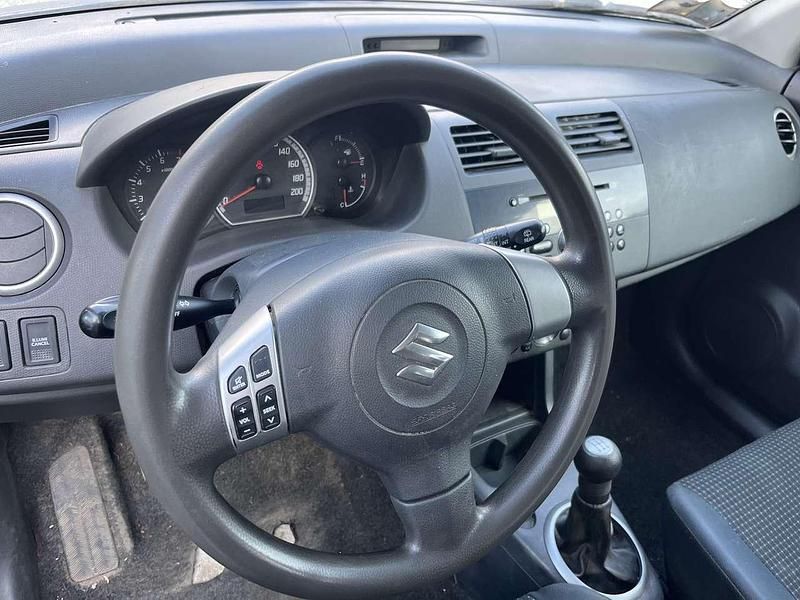 Usata Suzuki Swift GL 91 CV (66 kW) 2007 Other Utilitaria