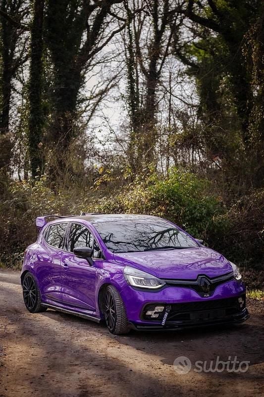 Usata Renault Clio IV Trophy 220 CV (161 kW) 2016 Nero Berlina
