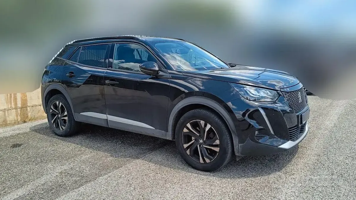 Usata Peugeot 2008 Allure 131 CV (96 kW) 2021 Nero SUV