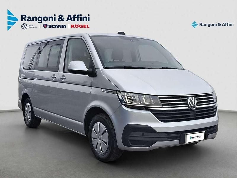 Usata VW Caravelle 150 CV (110 kW) 2023 Argento Monovolume