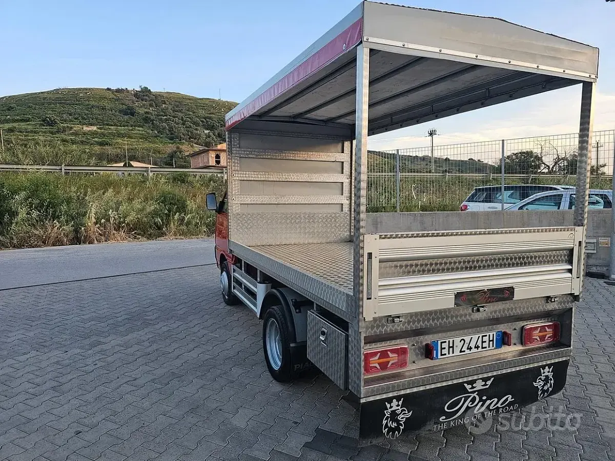 Usata Piaggio Porter 65 CV (47 kW) 2009 Rosso