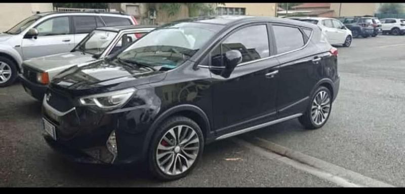 Usata DR DR4 155 CV (114 kW) 2019 Nero SUV
